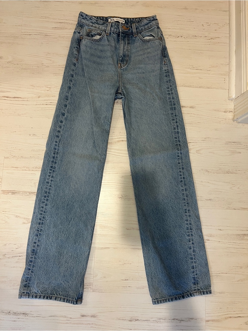 ZARA High-Rise Wide Leg Women’s Jean Size 0